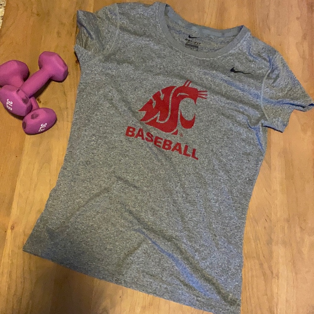 Brand new Nike WSU baseball T